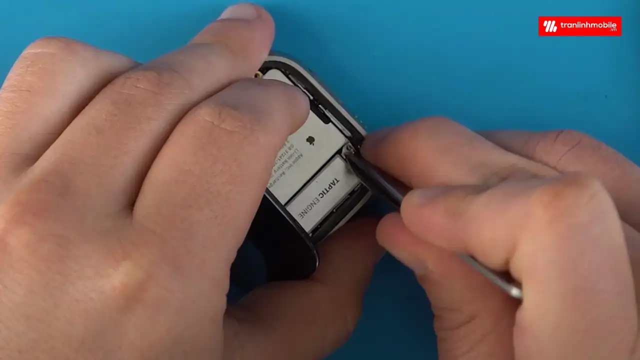 Thay Pin Apple Watch Ultra chính hãng 100% tại Trần Linh Mobile