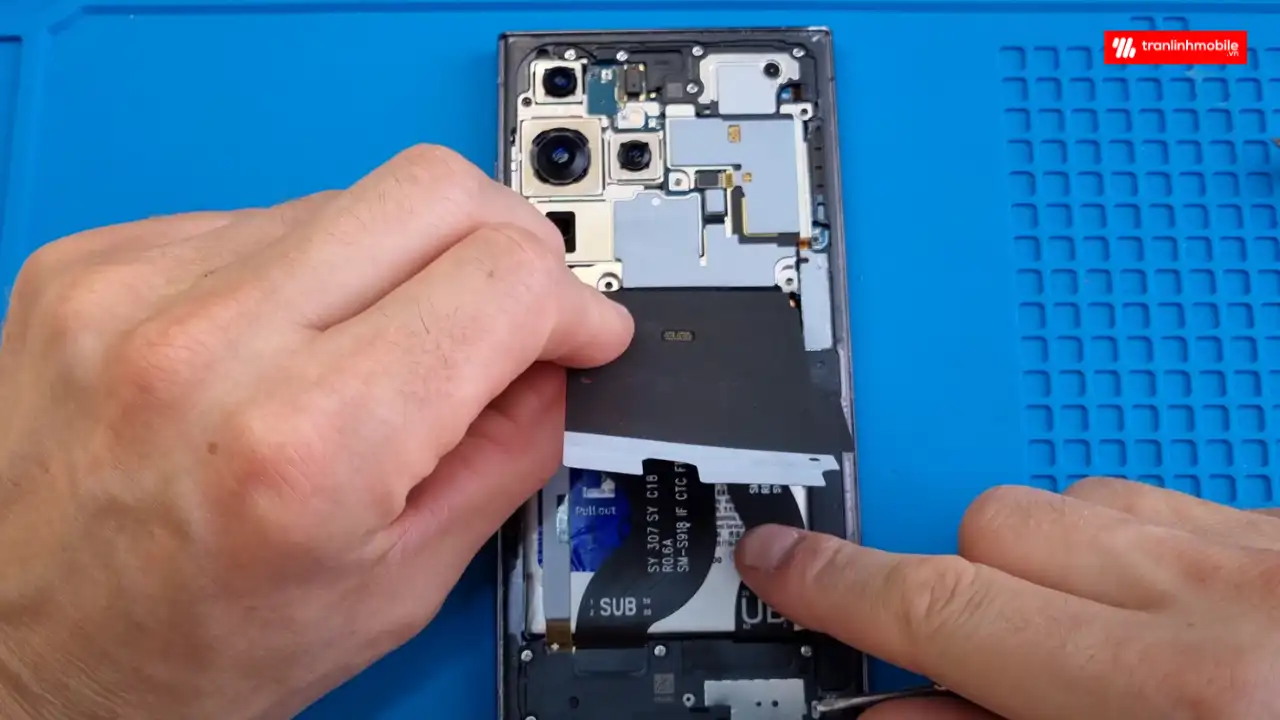 Thay cáp sạc, chân sạc Samsung Galaxy S23 Ultra chính hãng