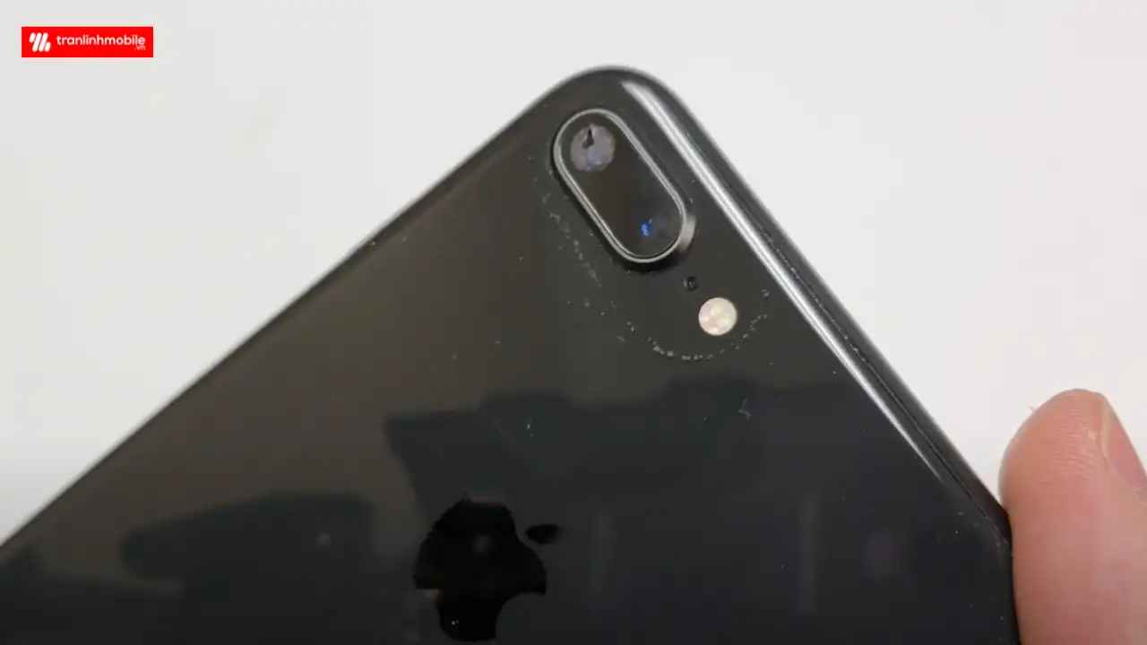 Thay kính Camera iPhone 7 Plus chính hãng