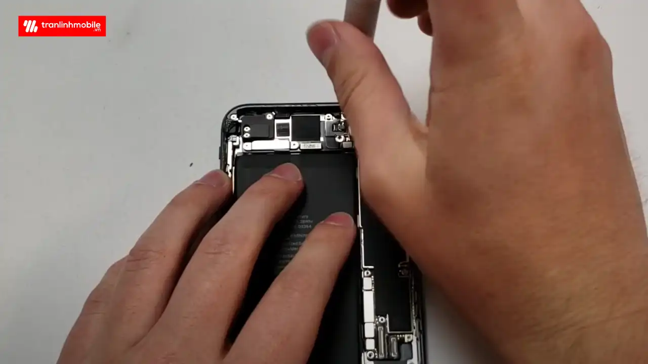 Thay kính Camera iPhone 7 Plus lấy ngay tại Hải Phòng và Hà Nội