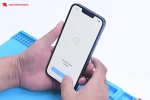 Nguyên nhân hỏng Face ID iPhone 13 Mini mà bạn cần biết