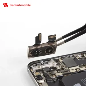 Thay camera trước iPhone XS Max chính hãng lấy ngay