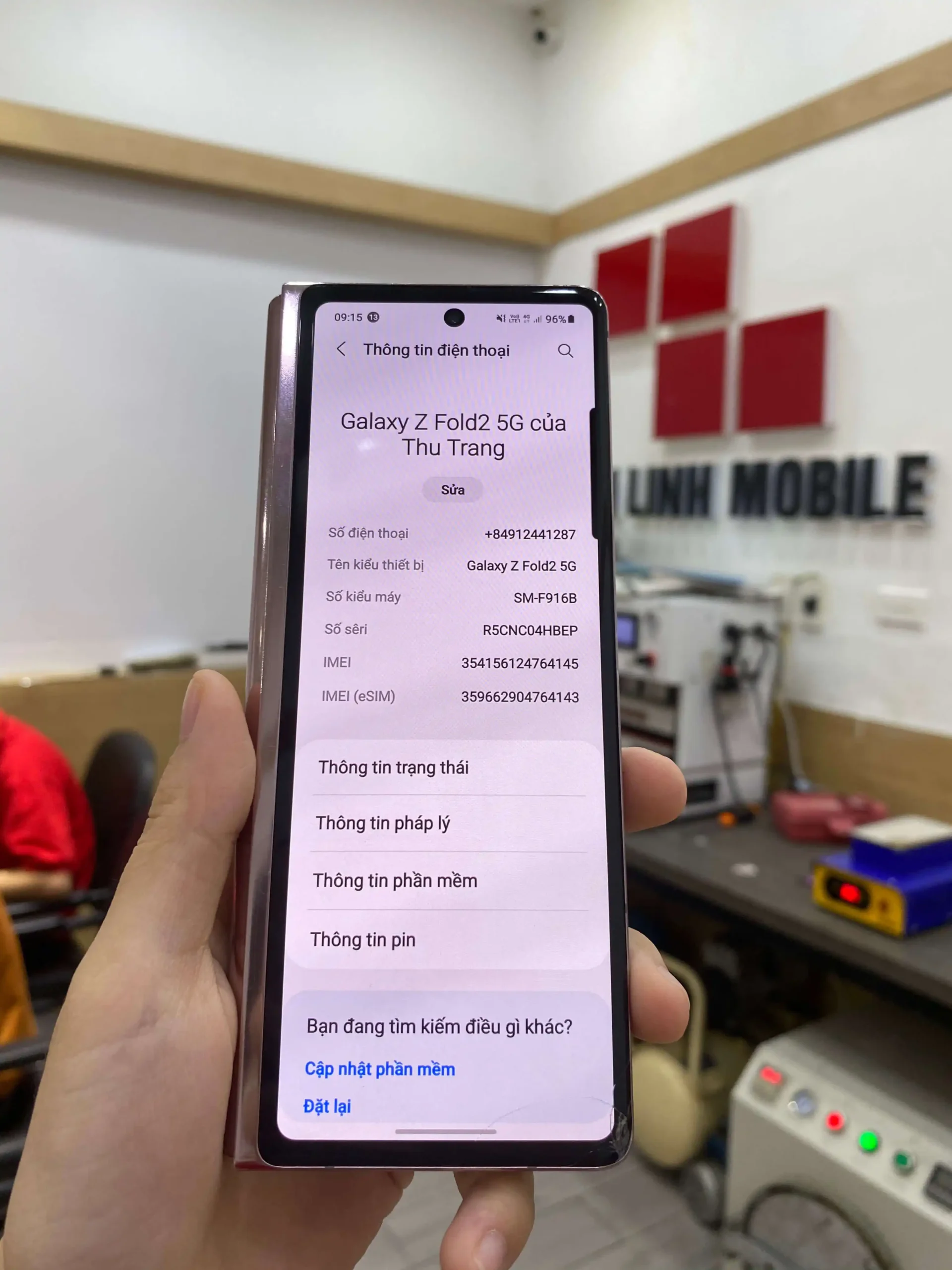Thay ép mặt kính màn hình trong Samsung Galaxy Z Fold 2