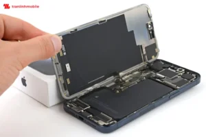 Thay Pin iPhone 15 Pro tại Trần Linh Mobile lấy ngay sau 1 giờ