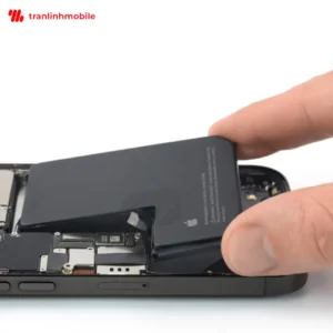 Dấu hiệu cho thấy cần thay Pin iPhone 15 Pro Max