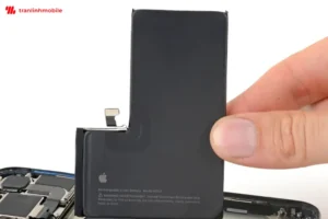 Giới thiệu dịch vụ thay Pin iPhone 15 Pro Max tại Trần Linh Mobile