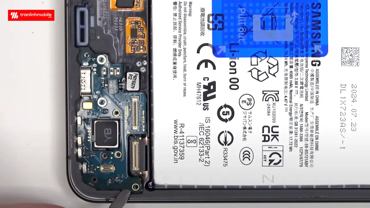 Thay chân sạc Samsung Galaxy S24 FE chính hãng