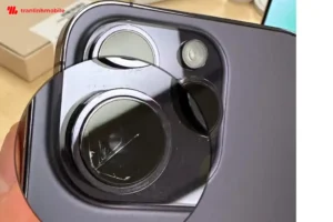 Thay kính camera iPhone 14 Pro khi kính có dấu hiệu trầy xước