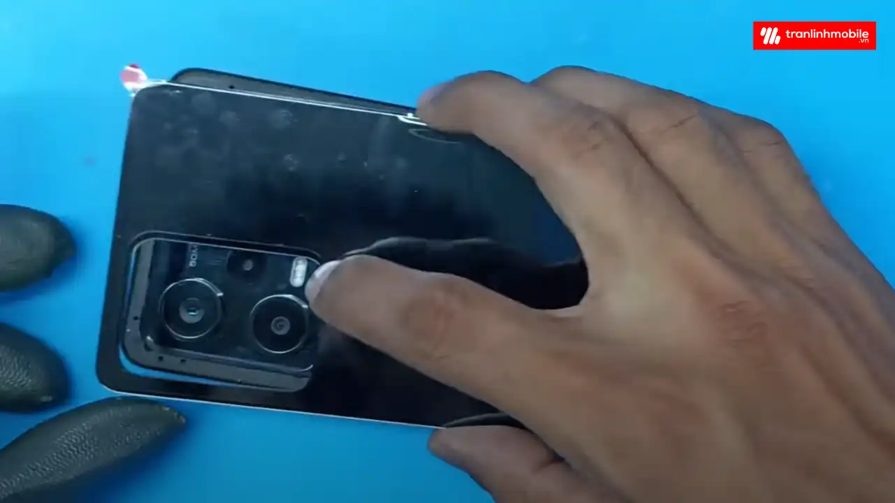 Quy trình thay màn hình Xiaomi Redmi Note 12 Pro