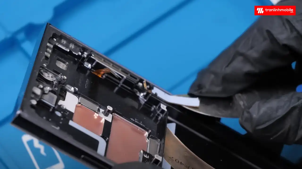 Thay ép mặt kính Samsung Galaxy S25 Ultra lấy ngay tại Hải Phòng và Hà Nội